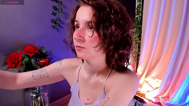 Snapshot of mind_game chatting on February 23, 12:27 pm mind game online show from February 23, 12:27 pm