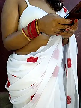 deslisexpriya online show from March 9, 5:33 am