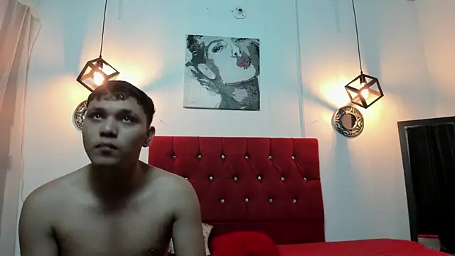 couple lovelyds online show from January 29, 12:45 pm