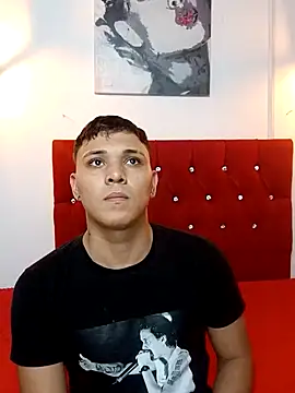 couple lovelyds online show from February 4, 8:06 pm