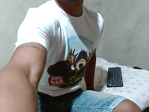 fernandez latinblackk online show from November 28, 2:03 am