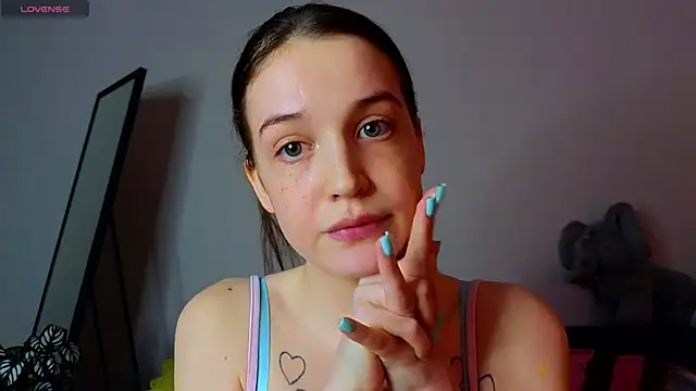 Snapshot of Sweet_Evva chatting on May 16, 3:55 pm Sweet Evva online show from May 16, 3:55 pm
