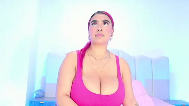 Sofia martiin online show from December 4, 3:05 am