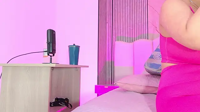 Sofia martiin online show from March 25, 3:12 am