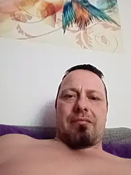 ich411983 online show from January 13, 10:26 pm