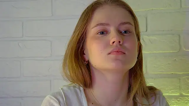 SelinSwarovski online show from March 11, 4:40 am