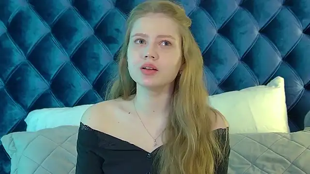 SelinSwarovski online show from April 14, 3:51 pm