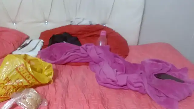 AuntyBigMadam87 online show from September 17, 6:53 pm