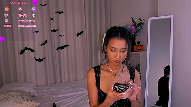 Melissa Mone online show from October 28, 5:22 am