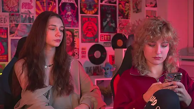 LuxRayi online show from January 2, 3:08 pm