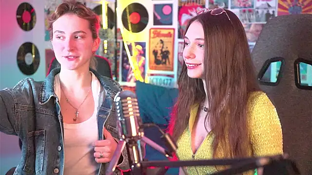 LuxRayi online show from January 10, 3:16 pm