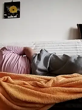 Snapshot of glacier77glacier77 chatting on December 3, 10:50 am glacier77glacier77 online show from December 3, 10:50 am