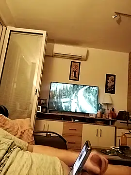 Snapshot of glacier77glacier77 chatting on December 6, 10:52 pm glacier77glacier77 online show from December 6, 10:52 pm