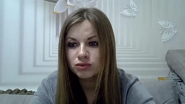 Snapshot of TinaFun4u chatting on February 1, 8:16 pm TinaFun4u online show from February 1, 8:16 pm