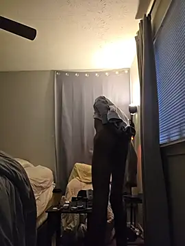 Snapshot of ElJudah7 chatting on October 27, 10:14 pm ElJudah7 online show from October 27, 10:14 pm