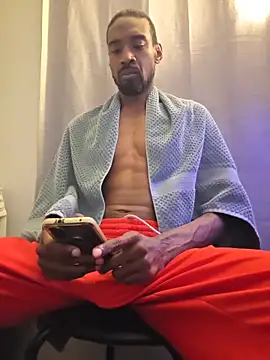 Snapshot of ElJudah7 chatting on November 4, 1:10 pm ElJudah7 online show from November 4, 1:10 pm