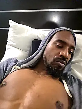 Snapshot of ElJudah7 chatting on November 12, 11:03 pm ElJudah7 online show from November 12, 11:03 pm