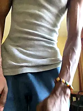 Snapshot of ElJudah7 chatting on December 14, 2:11 pm ElJudah7 online show from December 14, 2:11 pm