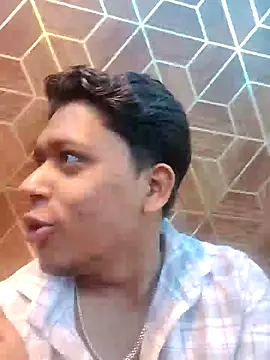 Snapshot of sailord chatting on February 10, 2:59 pm sailord online show from February 10, 2:59 pm