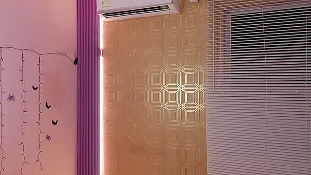 Bella19  online show from October 28, 8:11 pm