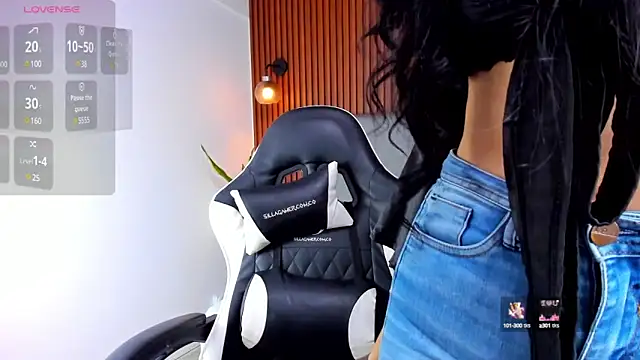 Snapshot of elissa_iris chatting on December 14, 12:12 pm elissa iris online show from December 14, 12:12 pm