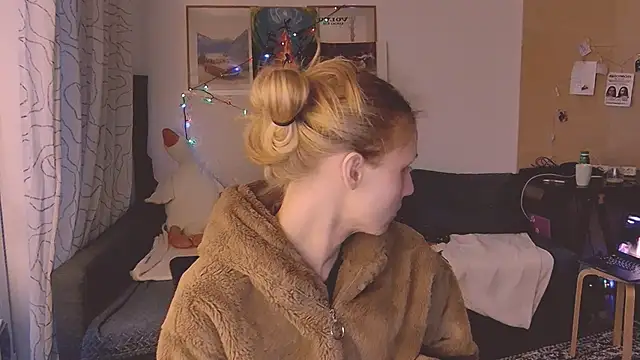 KatiKate online show from February 21, 3:21 pm