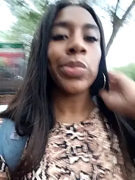 KloheCurvy online show from December 12, 11:07 am