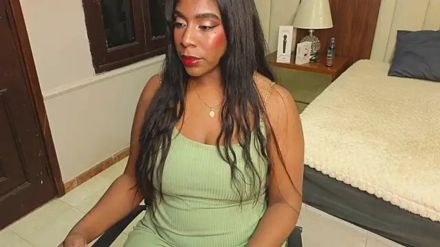 KloheCurvy online show from January 16, 3:24 pm