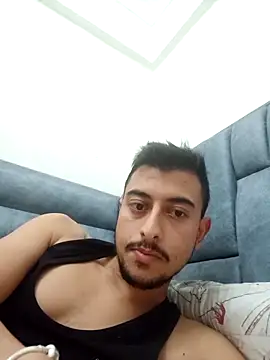 Snapshot of abrayus chatting on March 23, 12:04 am abrayus online show from March 23, 12:04 am