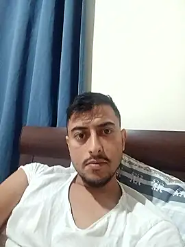 Snapshot of abrayus chatting on January 17, 11:26 am abrayus online show from January 17, 11:26 am