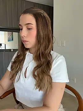 SophieRaily  online show from March 19, 6:55 pm