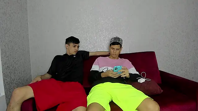 mckensy sexxx18 online show from December 13, 8:47 pm