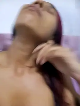 Snapshot of lovelykad chatting on October 19, 2:56 am lovelykad online show from October 19, 2:56 am