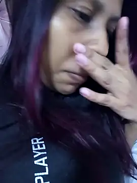 Snapshot of lovelykad chatting on October 20, 12:33 am lovelykad online show from October 20, 12:33 am