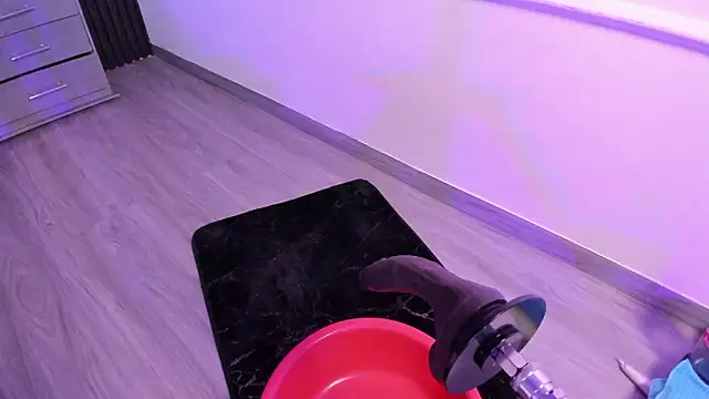 MiiaaMoonroee online show from February 14, 9:11 pm