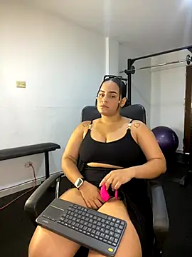 Violetrousse online show from October 12, 7:02 pm