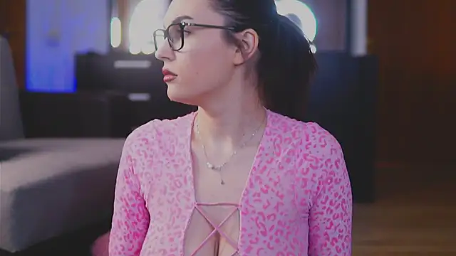 Mona Lisss online show from January 17, 11:27 am