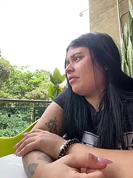 alissonfernandez  online show from March 14, 5:02 pm