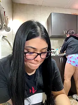 alissonfernandez  online show from September 19, 4:40 pm