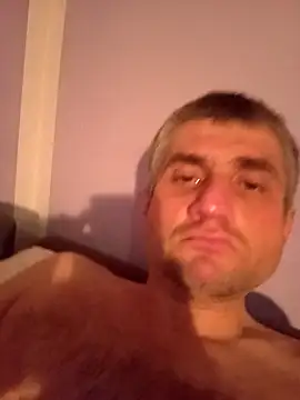 Gotowy40 online show from October 28, 3:10 am