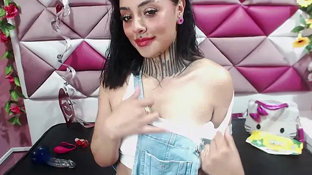 Lovely celeste online show from February 11, 3:18 am