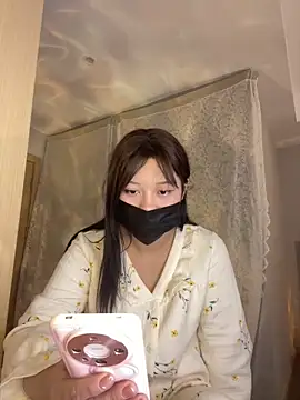 Snapshot of puppy-mango chatting on December 13, 5:49 am puppy-mango online show from December 13, 5:49 am