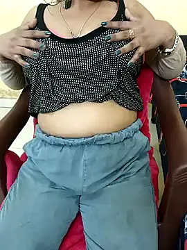 Snapshot of Simran-Kudi chatting on January 12, 7:32 am Simran-Kudi online show from January 12, 7:32 am