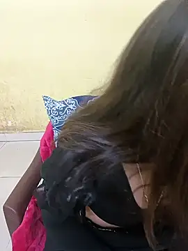 Snapshot of Simran-Kudi chatting on February 1, 4:46 am Simran-Kudi online show from February 1, 4:46 am