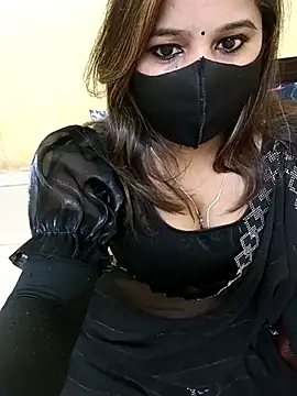 Snapshot of Simran-Kudi chatting on February 12, 5:05 am Simran-Kudi online show from February 12, 5:05 am