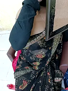 Snapshot of Simran-Kudi chatting on February 19, 2:23 pm Simran-Kudi online show from February 19, 2:23 pm