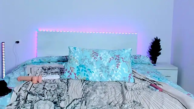 Shadow Strik online show from December 30, 7:11 pm