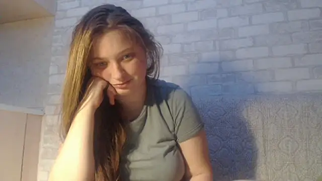 kila lo online show from January 12, 11:43 pm