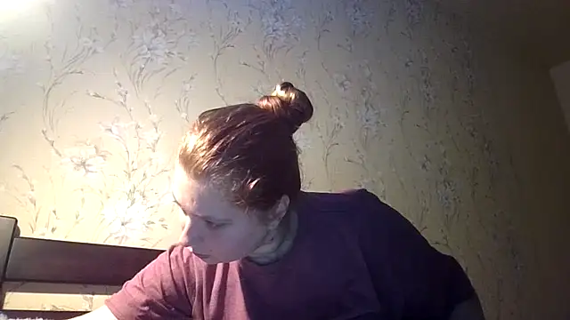 kila lo online show from February 26, 12:26 pm