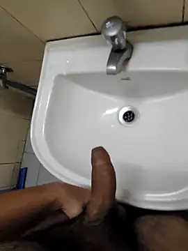 KeepCummingForYou73 online show from March 19, 10:58 pm